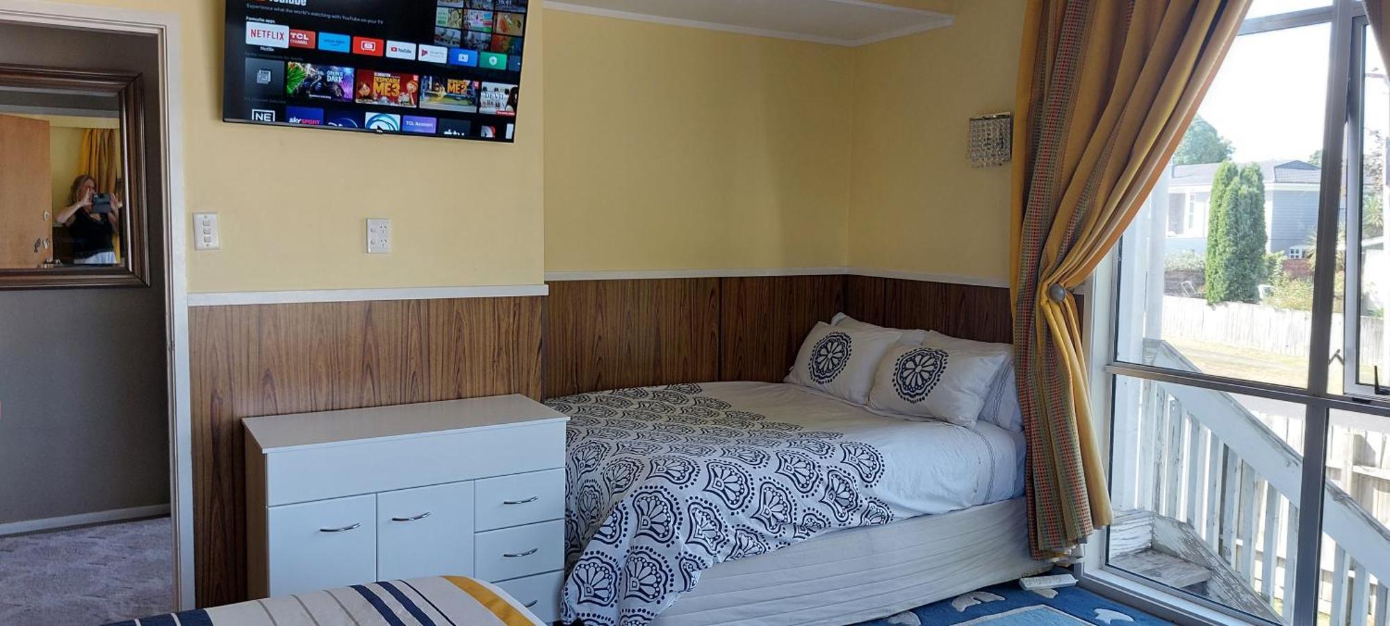 Bed And Breakfast Happy Home Taupo Accommodation Exteriér fotografie