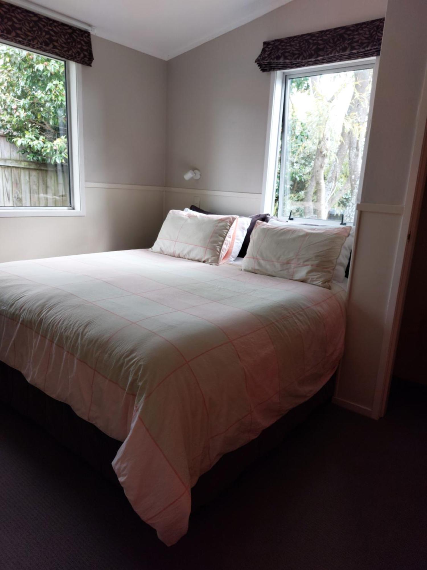 Bed And Breakfast Happy Home Taupo Accommodation Exteriér fotografie