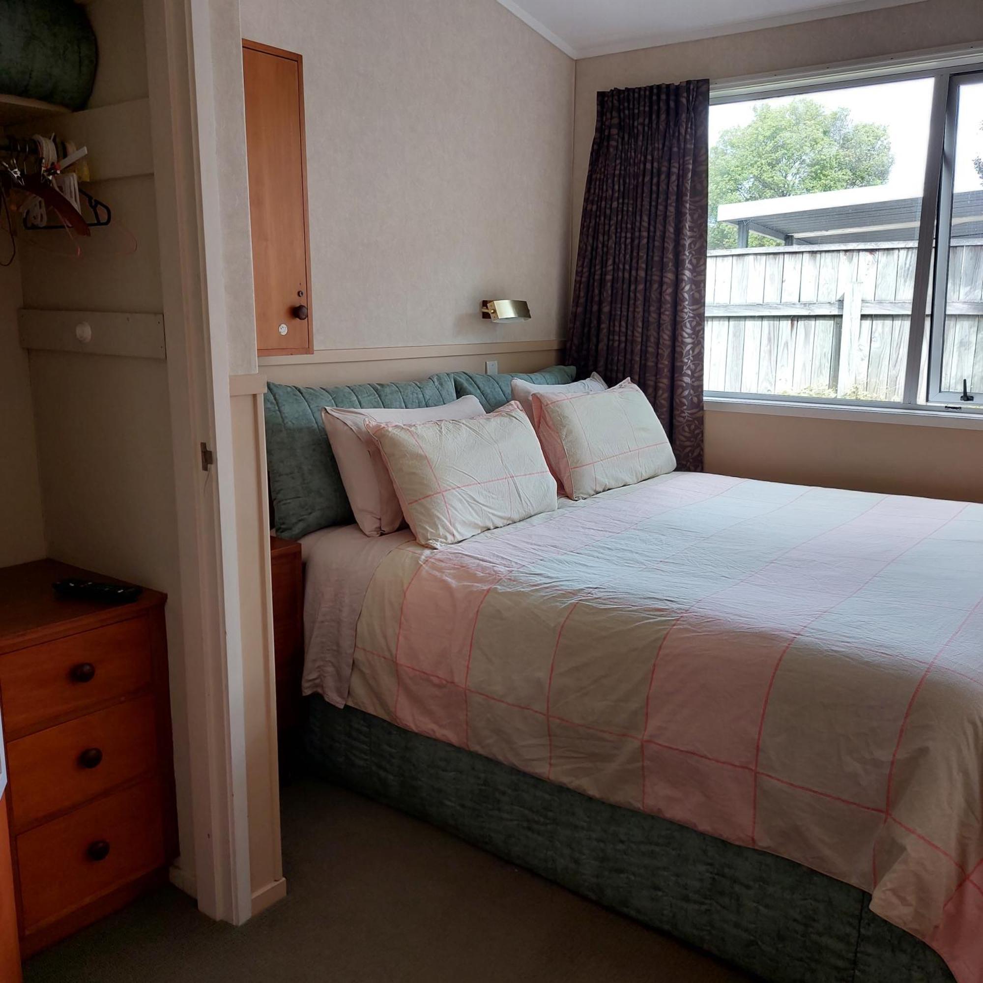 Bed And Breakfast Happy Home Taupo Accommodation Exteriér fotografie
