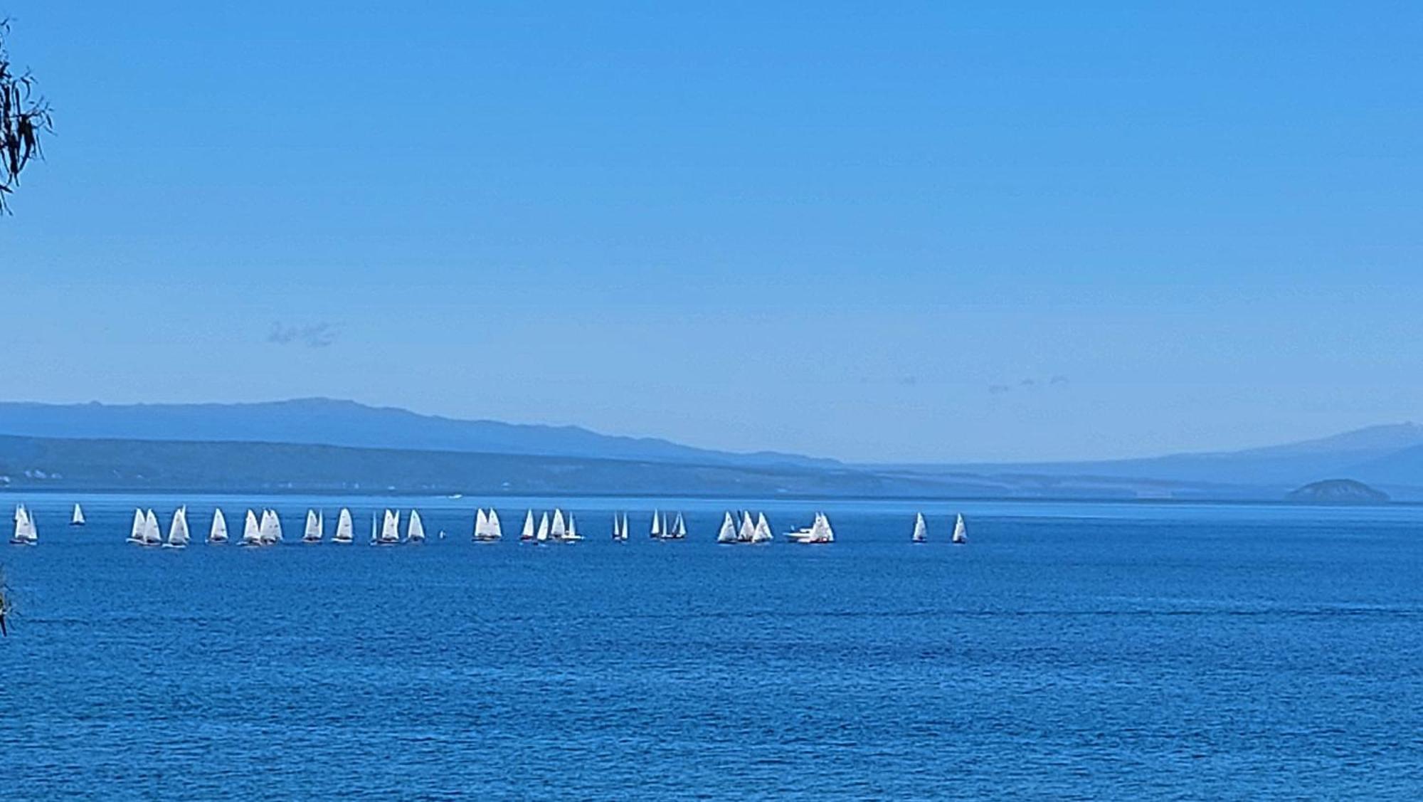 Bed And Breakfast Happy Home Taupo Accommodation Exteriér fotografie